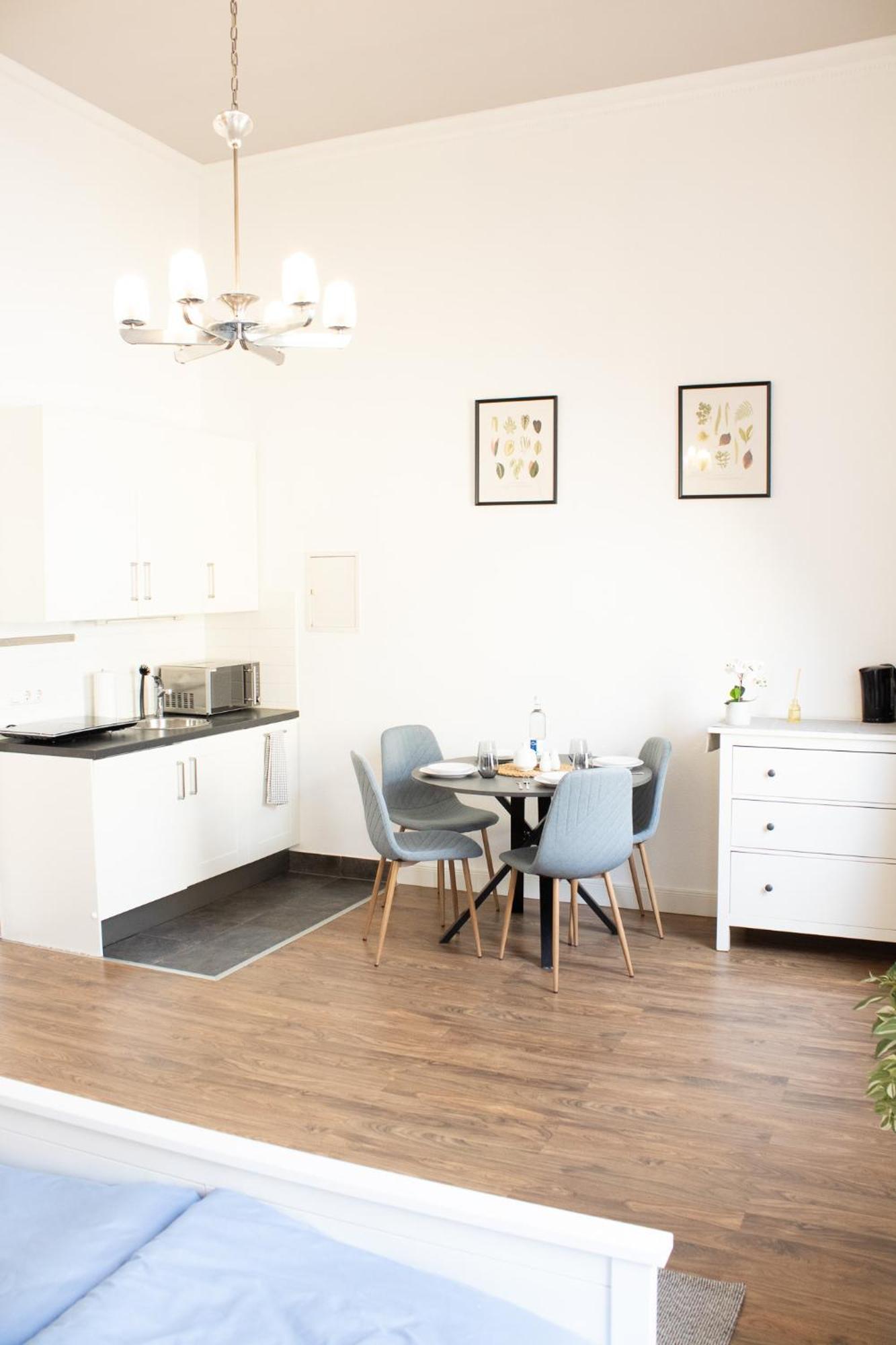 Apartment Wiesbaden Mitte, Zentral Am Park, Congresscenter 5 Min, Bahnhof 10Min Dış mekan fotoğraf